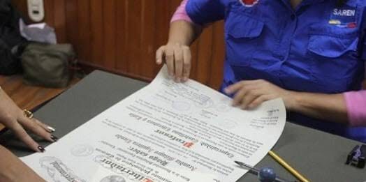 Títulos universitarios venezolanos ahora se apostillan 100% en línea