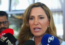 María Elvira Salazar: Acuerdo petrolero es beneficioso, pero Delcy Rodríguez no es la persona adecuada