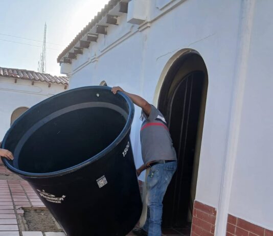 Vecinos de San Andrés denuncian falta de seriedad de Hidroven