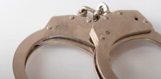 Tres hermanos apuñalan a su padrastro tras una acalorada discusión
