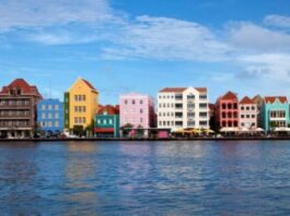 Aruba evalúa permitir ingreso de embarcaciones venezolanas