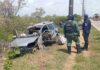 Conductor sobrevive a impactante choque contra un poste en la recta de Chichiriviche