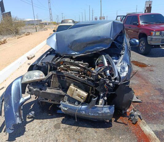 Exceso de velocidad provoca colisión entre dos vehículos en la avenida Francisco de Miranda