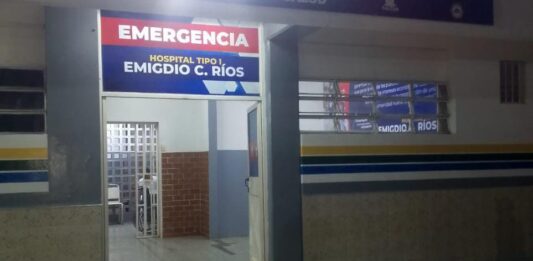 Funcionario de la PNB sufre accidente al esquivar un bache en la carretera Churuguara-Coro