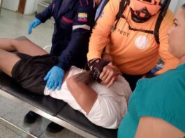 Motorizado resultó lesionado tras sufrir un deslizamiento en la vía a Buchuaco