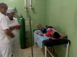 Joven resulta herido tras perder el control de su moto en Pueblo Nuevo