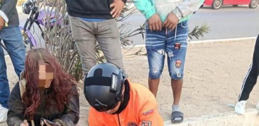 Dos lesionados deja deslizamiento de moto en la intercomunal Punto Fijo – Punta Cardón