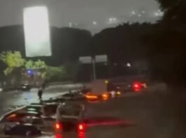 Caos en Caracas por torrenciales lluvias