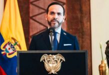 Presidente de Colombia anuncia deportaciones de migrantes