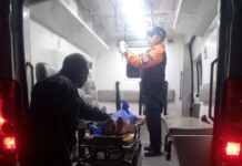 Mujer sufre deslizamiento de moto al ser sorprendida por un perro en Adaure