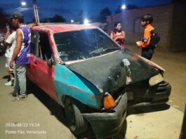 Vehículo impactó contra un poste en Creolandia