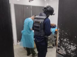 Pareja de pescadores resulta herida tras colisión con vehículo que se dio a la fuga