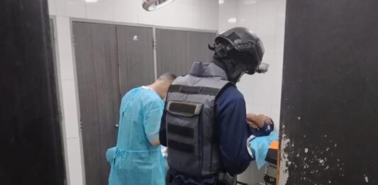 Pareja de pescadores resulta herida tras colisión con vehículo que se dio a la fuga