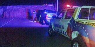 Gandola cargada de cemento se queda sin frenos y vuelca en la Moron- Coro