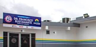 ¡De milagro! Conductora sobrevive a aparatoso vuelco en la Morón-Coro
