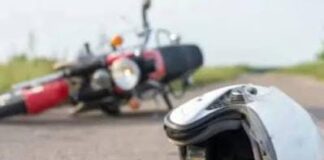 Adolescente sufrió escoriaciones tras estallar el caucho delantero de su moto en Píritu