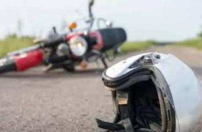 Adolescente sufrió escoriaciones tras estallar el caucho delantero de su moto en Píritu
