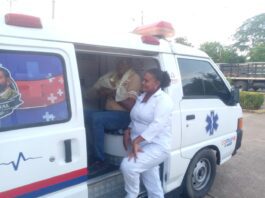 Adulto mayor resulta lesionado tras trágica colisión entre moto y camión en la Coro-Churuguara