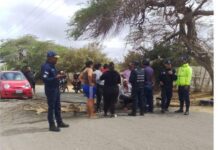 En sector El Tanquesito de Pueblo Nuevo cerraron la vía principal para exigir agua