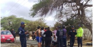 En sector El Tanquesito de Pueblo Nuevo cerraron la vía principal para exigir agua