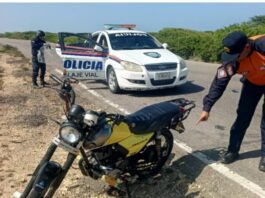 Albañil resulta herido tras sufrir aparatoso deslizamiento en su moto en la Coro-Punto Fijo
