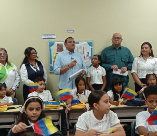 Falcón da la bienvenida al año escolar 2026-2027 con más de 221 mil estudiantes en sus aulas