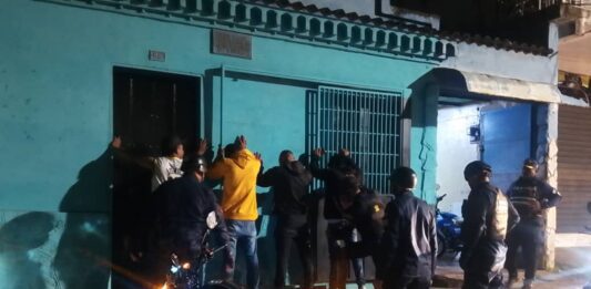 Polifalcón toma las calles de Churuguara en despliegue estratégico nocturno