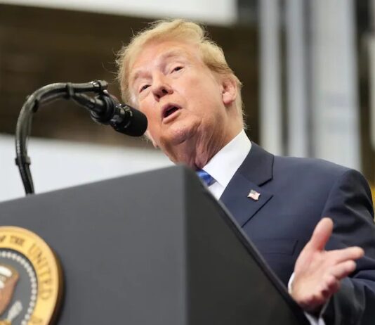 Trump dice que Venezuela aún no está lista para celebrar elecciones democráticas