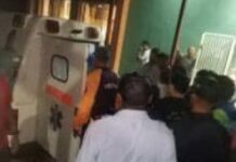 Dos hombres resultaron lesionados tras la caída de un poste en Píritu