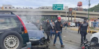 Gandola sin frenos provoca aparatoso choque múltiple: asciende a tres la cifra de muertos