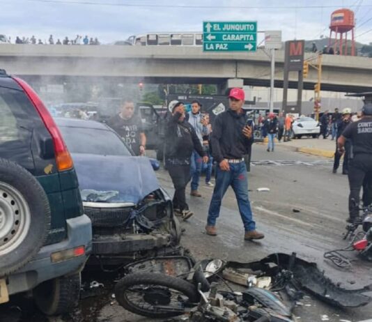 Gandola sin frenos provoca aparatoso choque múltiple: asciende a tres la cifra de muertos