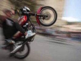 Tragedia en la Costa Oriental: motorizado pierde la vida tras maniobras prohibidas en Acosta
