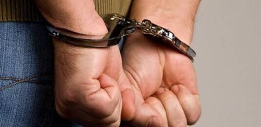 Detenida pareja en el Zulia por brutal agresión contra su hija de 5 años: el padre la atacó con una piedra