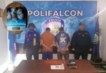 Capturados en Puerto Cumarebo dos jovenes con envoltorios de presunta marihuana