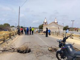 Protesta en El Hato llega a su fin tras compromiso de Hidrofalcón para restablecer el agua