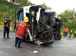 Vuelco de colectivo en Portuguesa deja tres muertos, entre ellos una niña de 7 años