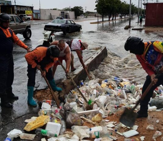 Protección Civil atento en los sectores vulnerables ante las lluvias en el municipio Carirubana