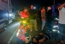 ¡Accidente en la Ollarvides! Deslizamiento de moto deja dos heridos