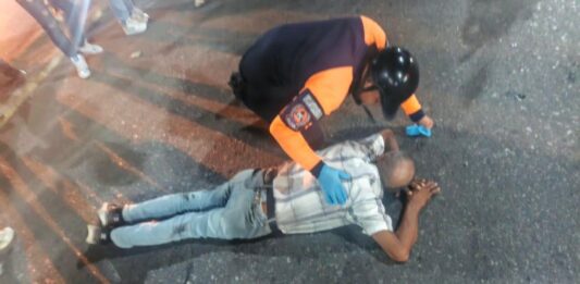 Sexagenario resultó herido tras ser arrollado por una moto en el sector Copa de Oro de Coro