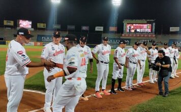 Águilas debuta en la LVBP con blanqueada 8-0 sobre Leones