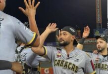 Leones aplastó a las Águilas con poderío ofensivo