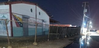 Colapso de aguas servidas en el sector Bicentenario de Punta Cardón amenaza la salud de estudiantes y vecinos