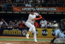 Caribes superó a Los Tiburones 7-4
