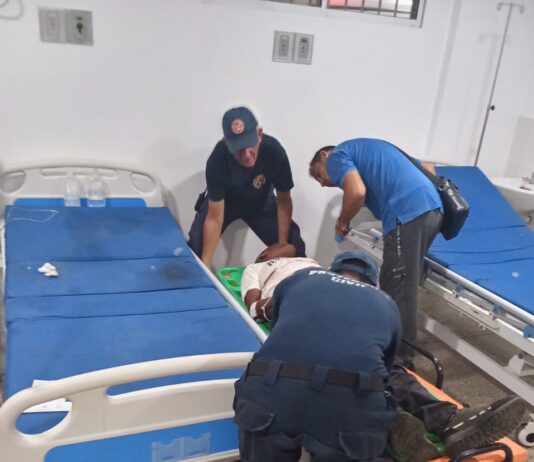 Dos personas resultaron gravemente heridas tras colisión entre motos en Chichiriviche