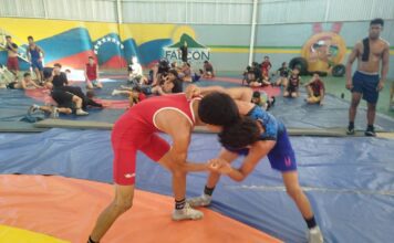 Todo un éxito campamento de lucha olímpica juvenil realizado en el gimnasio «Ramón Peña Gilly» de Punto Fijo