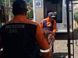 Cuatro lesionados en vuelco de vehículos en La Sierra