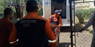 Cuatro lesionados en vuelco de vehículos en La Sierra