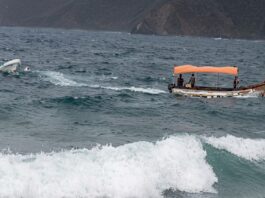 Cinco jovenes heridas tras colisión de embarcaciones en playa Gañango en Puerto Cabello