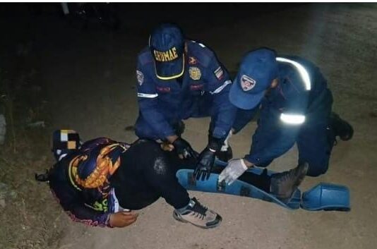 Motorizado desliza en la Zona Industrial de Coro