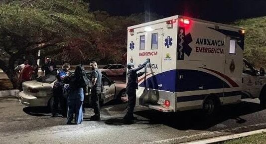 Lesionado motorizado en colisión con vehículo que se dio a la fuga en Punto Fijo